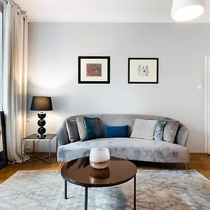 Solec Mystical Riverside Apartament