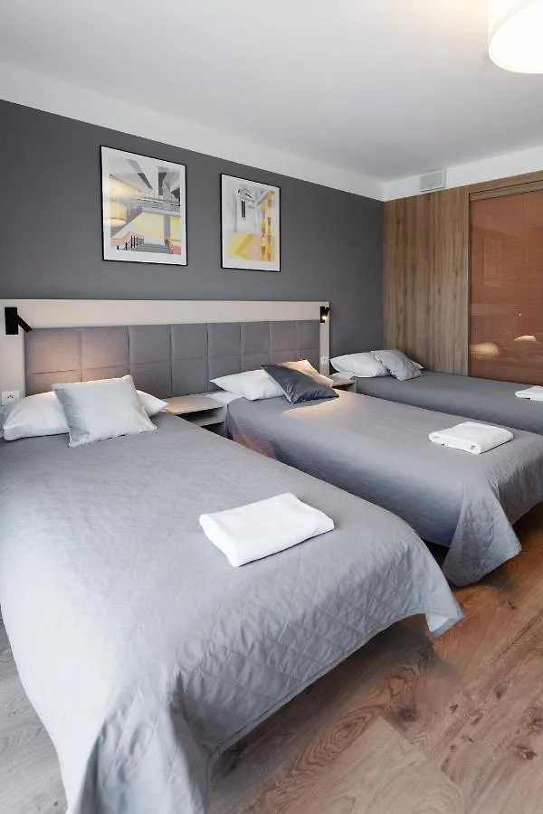Apartment Wolska Suits Warsaw